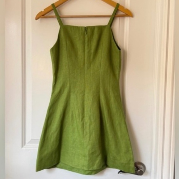 Reformation Phillipa Linen Dress In Avocado, brand new, without tags, no flaws. - Picture 6 of 9